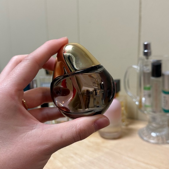 Merit Perfume - Picture 4 of 5